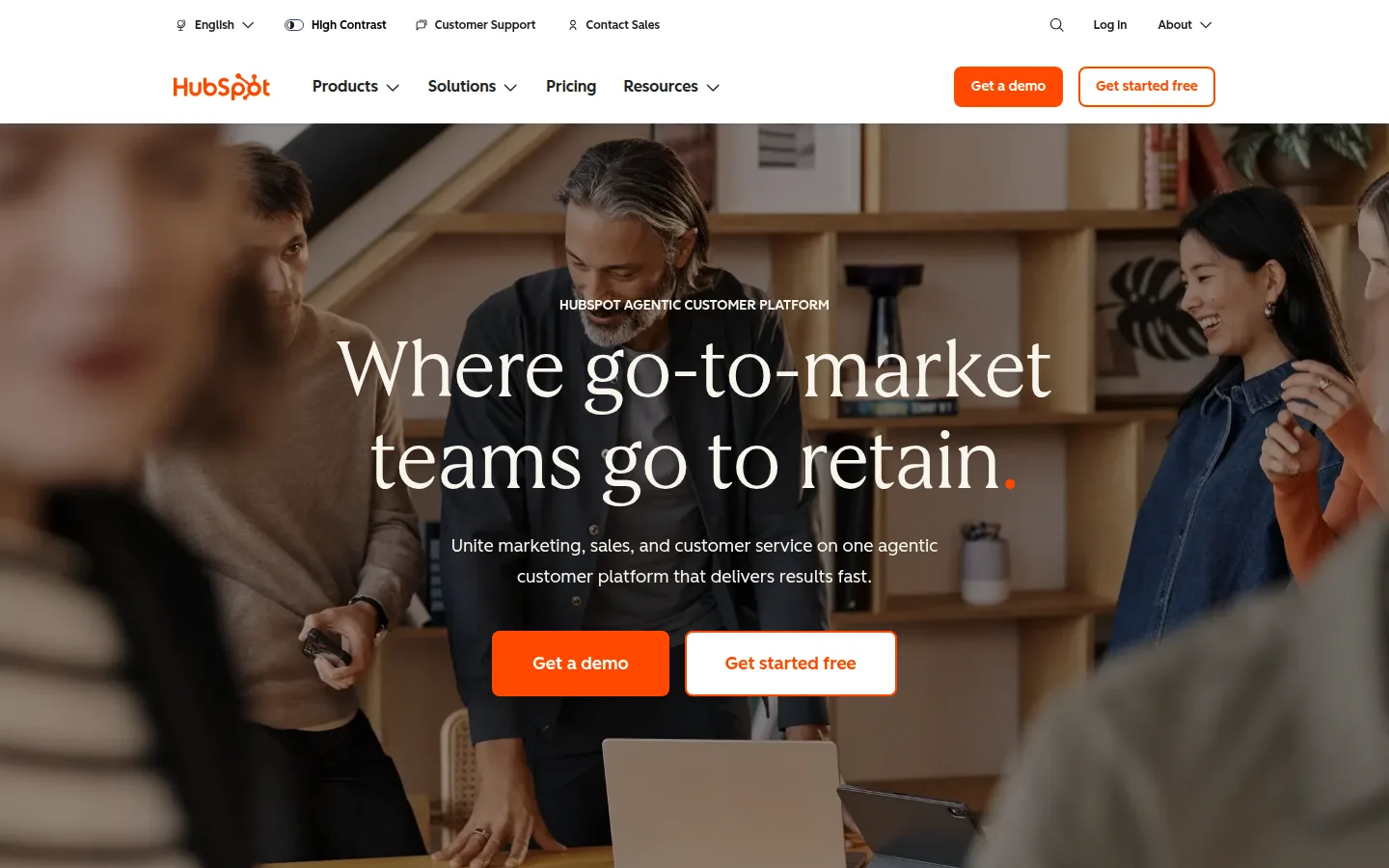 The HubSpot website, a CRM platform with free marketing, sales, and service tools.